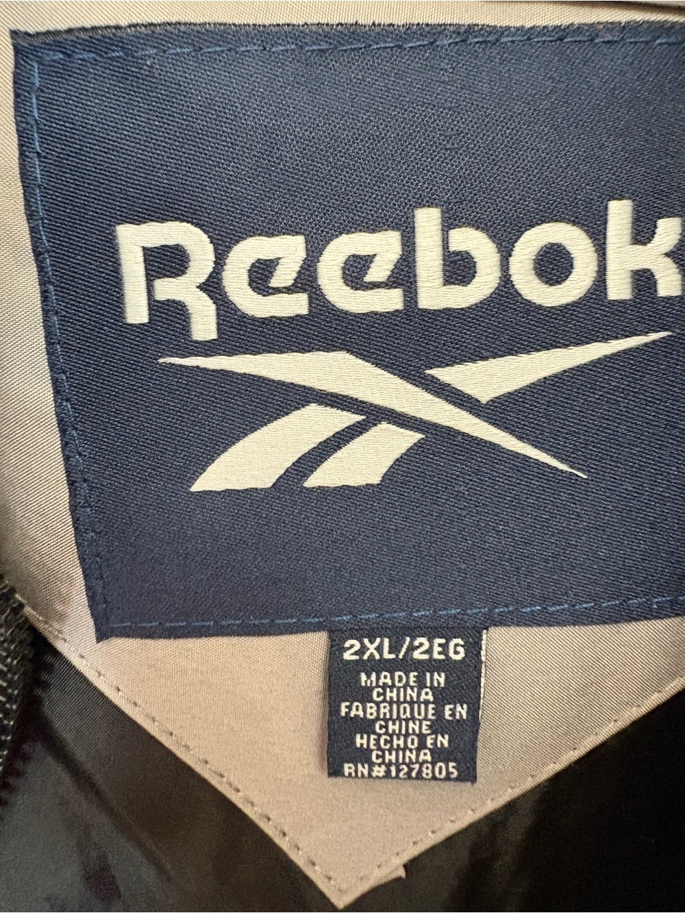 Men’s Reebok Puffer Jacket - Picture 4 of 5